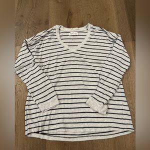 Velvet v-neck long sleeve